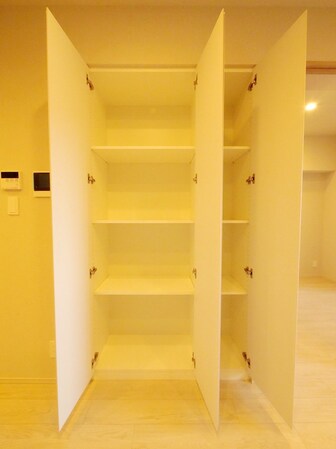 シーズンフラッツ青葉通一番町の物件内観写真